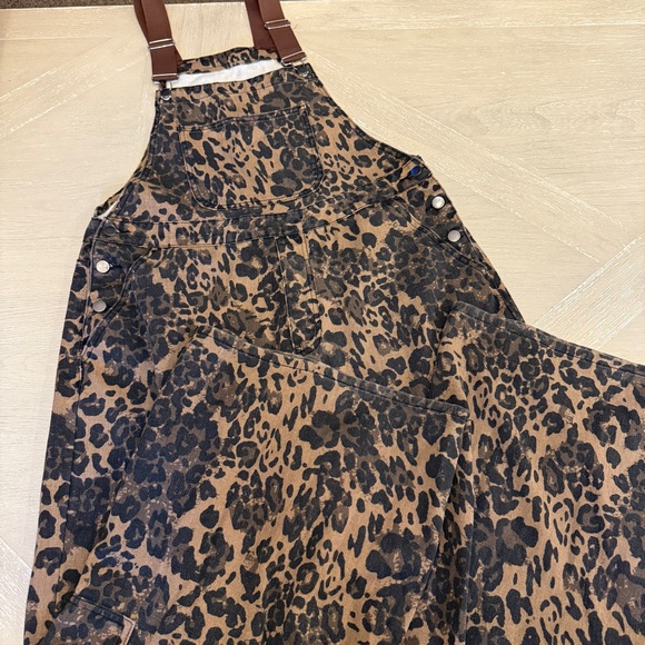 Cider Leopard Print Jean Overalls with Brown Straps Wide Legs Flowy 0XL - Picture 1 of 10